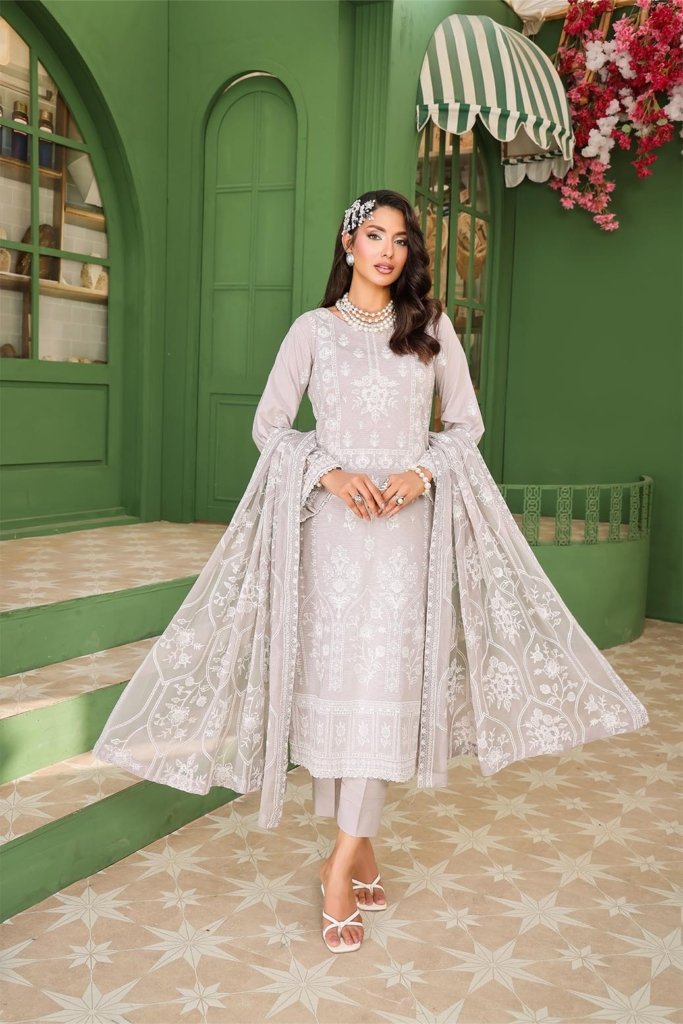 Vanilla Unstitched Dyed Embroidered Doriya Lawn With Exclusive Embroidered Bamber Chiffon Duppata VAN-004