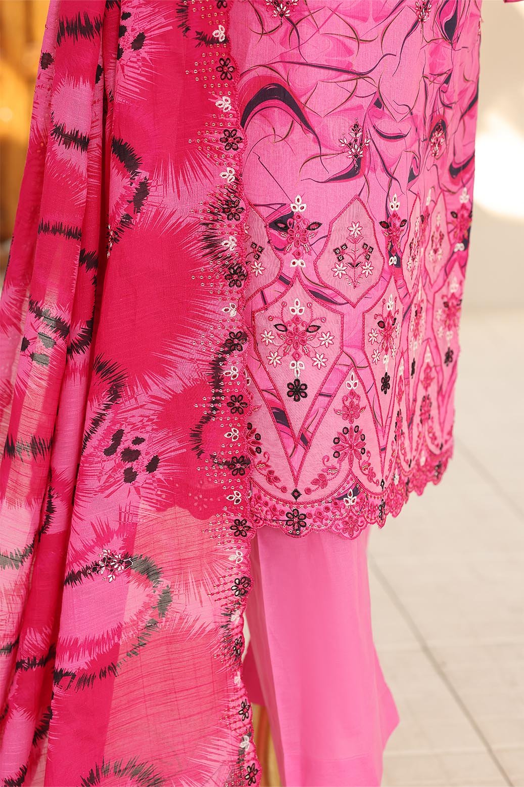 Web Images_0002_054A2317