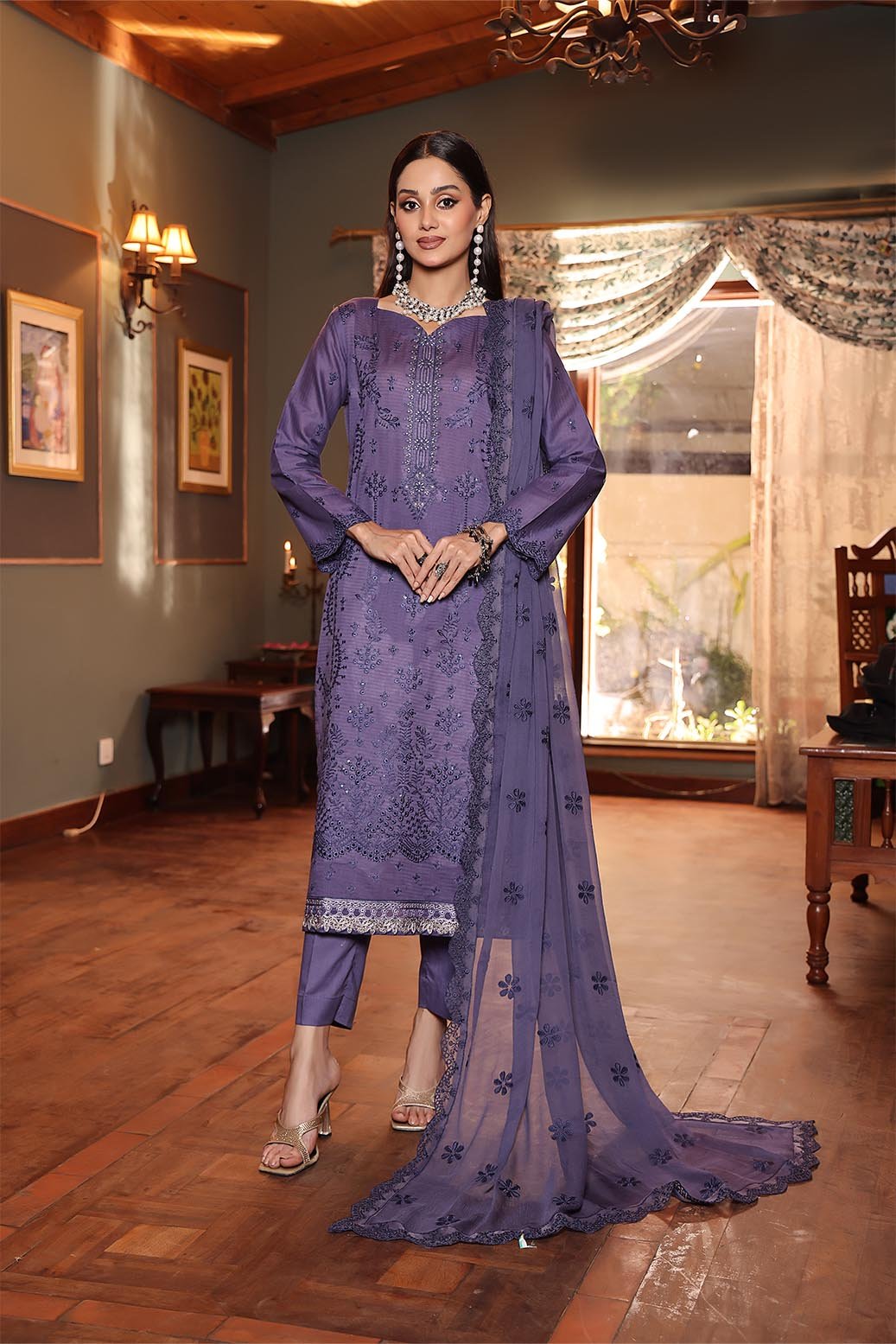 Web Images_0014_054A0372