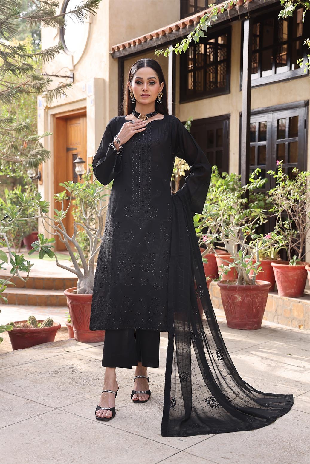 Web Images_0016_054A9908