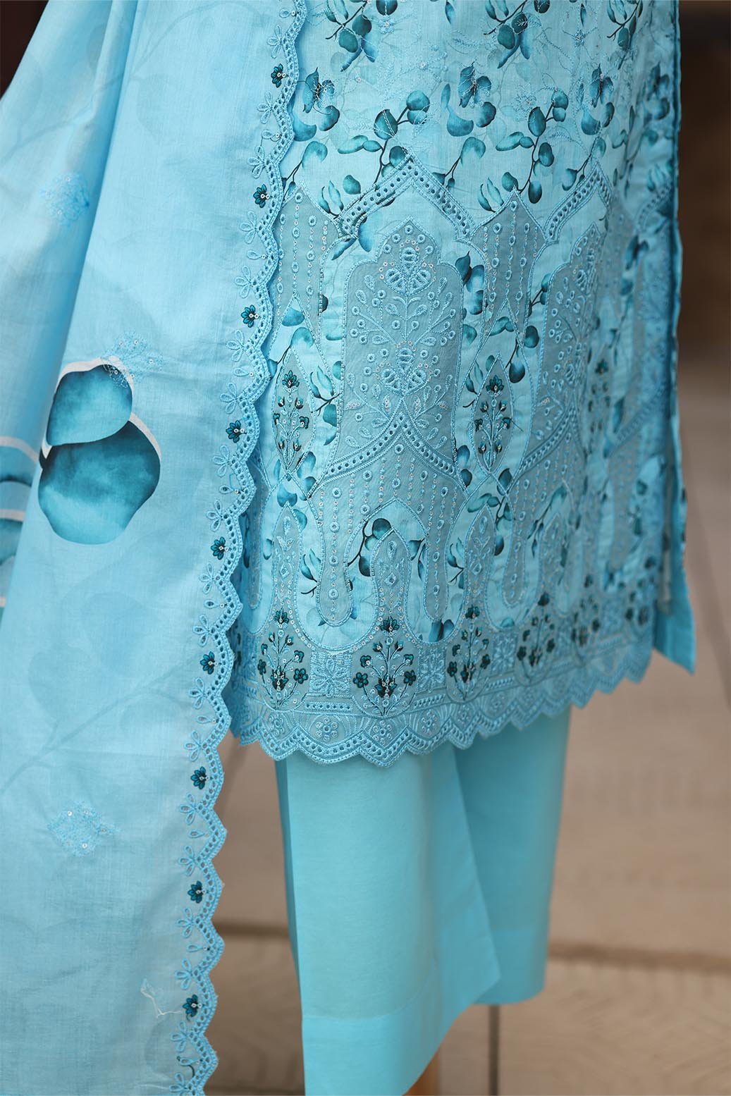 Web Images_0009_054A0937