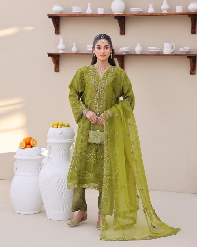 Esha Eshaal Semi Stitched - Vol 2 - ESH-001